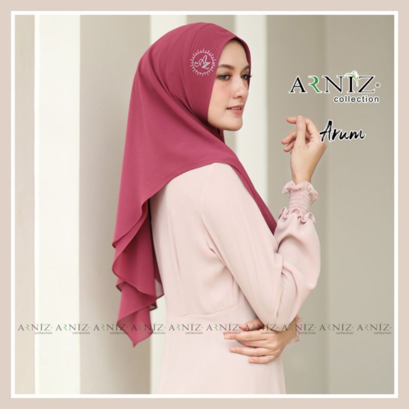 ARUM KHIMAR ARNIZ