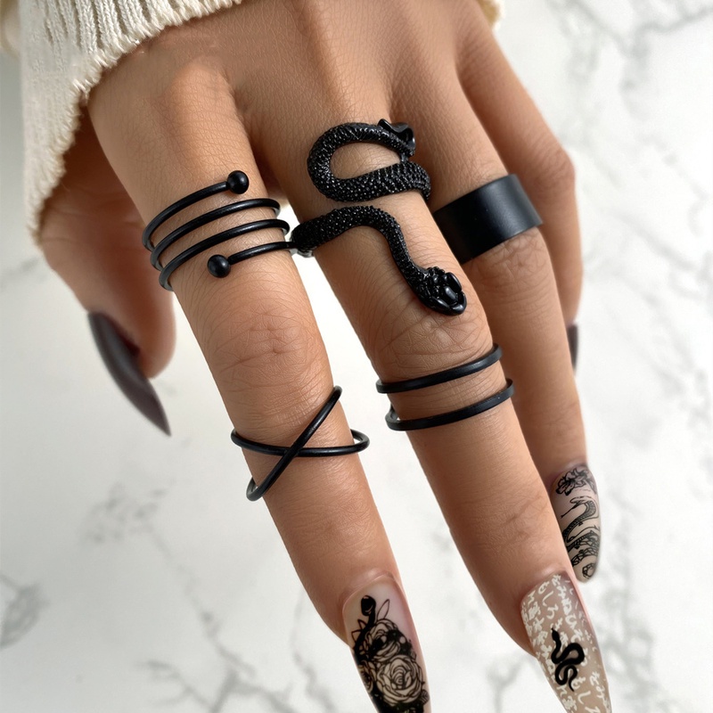 5pcs / Set Cincin Model Terbuka Desain Ular Warna Hitam Gaya Minimalis / Punk Adjustable Untuk Wanita