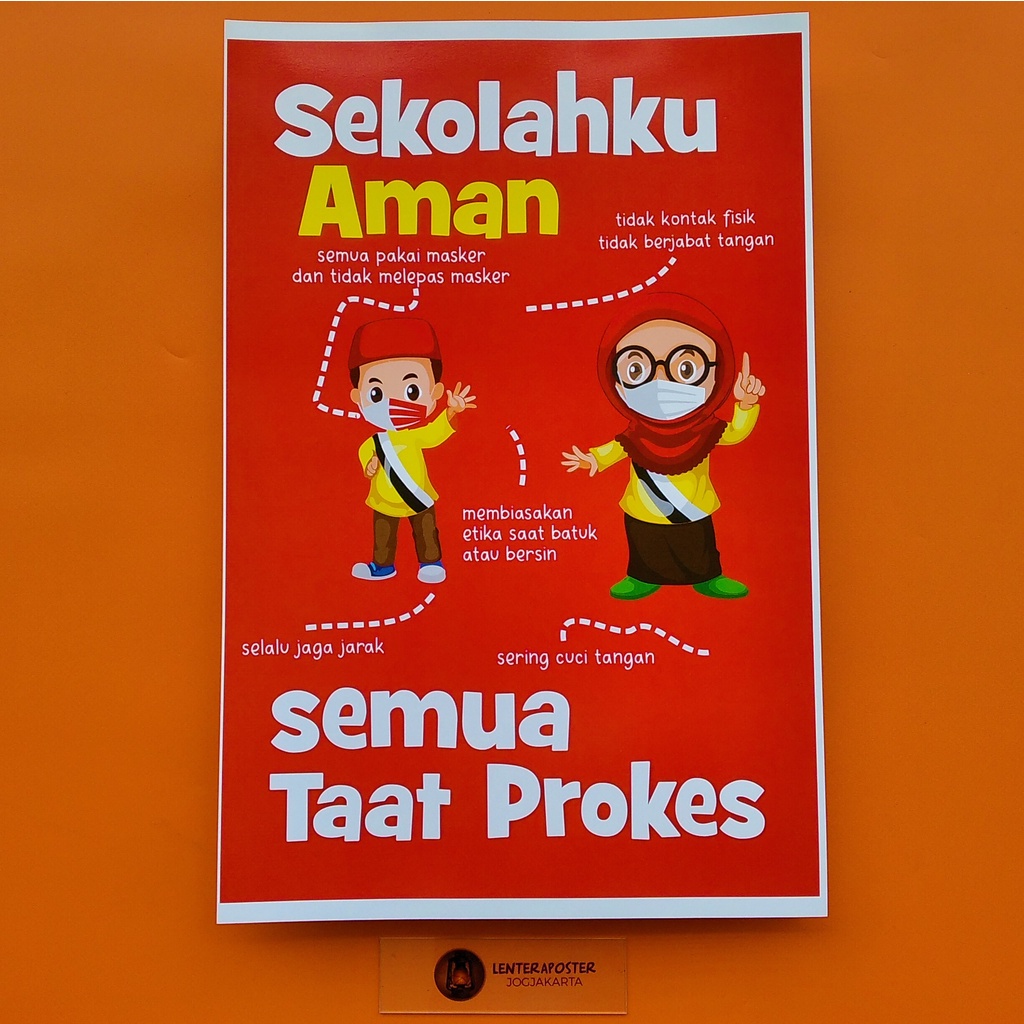 

Poster Sekolah - Poster Sekolahku Aman - Poster Semua Taat Prokes (Protokol Kesehatan). Warna Merah