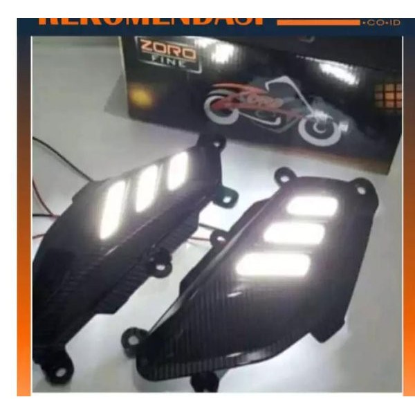 PIJAKAN BODY NMAX LAMA LAMPU ZORO COVER BODY SAMPING NMAX LAMA TUTUP