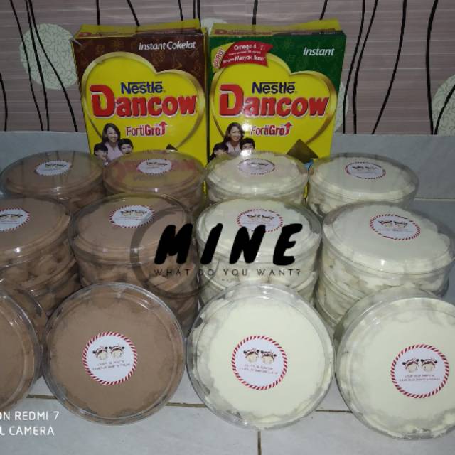 

KUE SUSU BUBUK DANCOW VANILLA DAN COKLAT