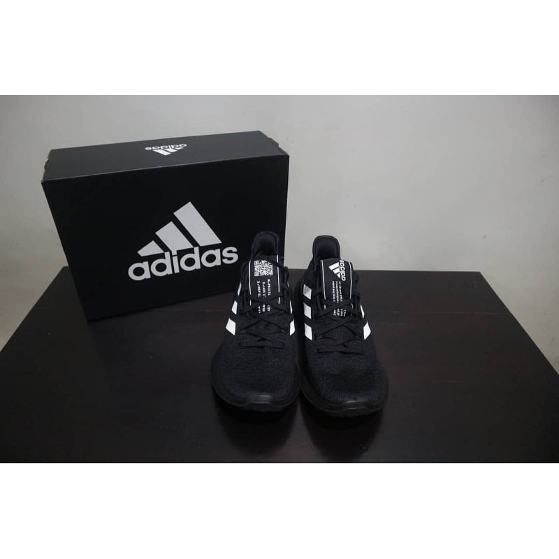 ADIDAS SENSEBOUNCE + M BLACK WHITE Original BNIB Resmi