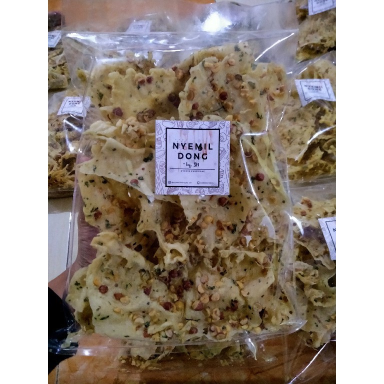 

Peyek Kacang Tanah Nyemildong by SM