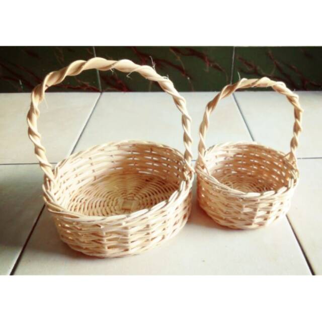 Keranjang Rotan Bulat Kecil ada pegangan Shopee Indonesia Keranjang Rotan Bulat Kecil ada pegangan Shopee Indonesia