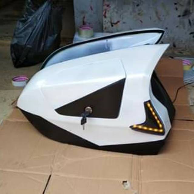 Side Box PCX lokal 2018