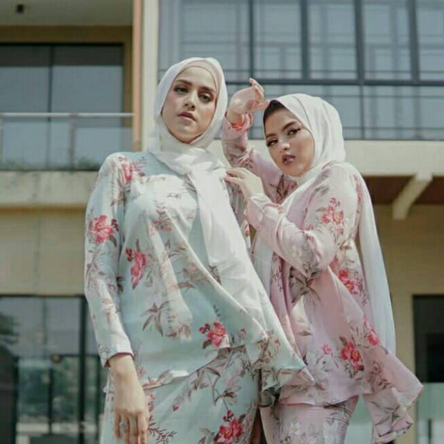 Kurung Marfha by Kinara scarves