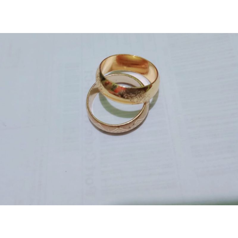cincin wanita simple gold