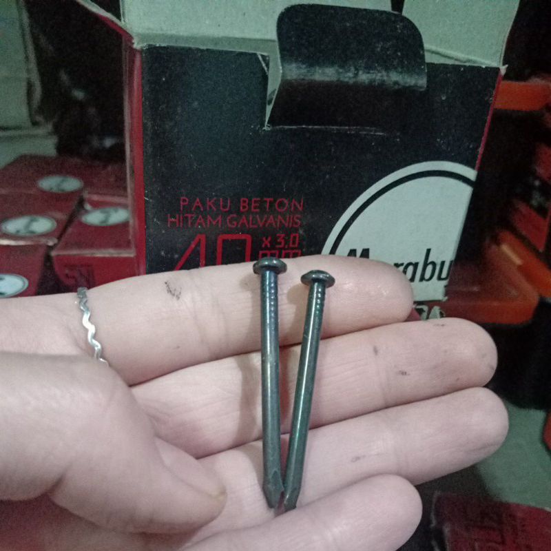 PAKU BETON HITAM MARABU 4CM