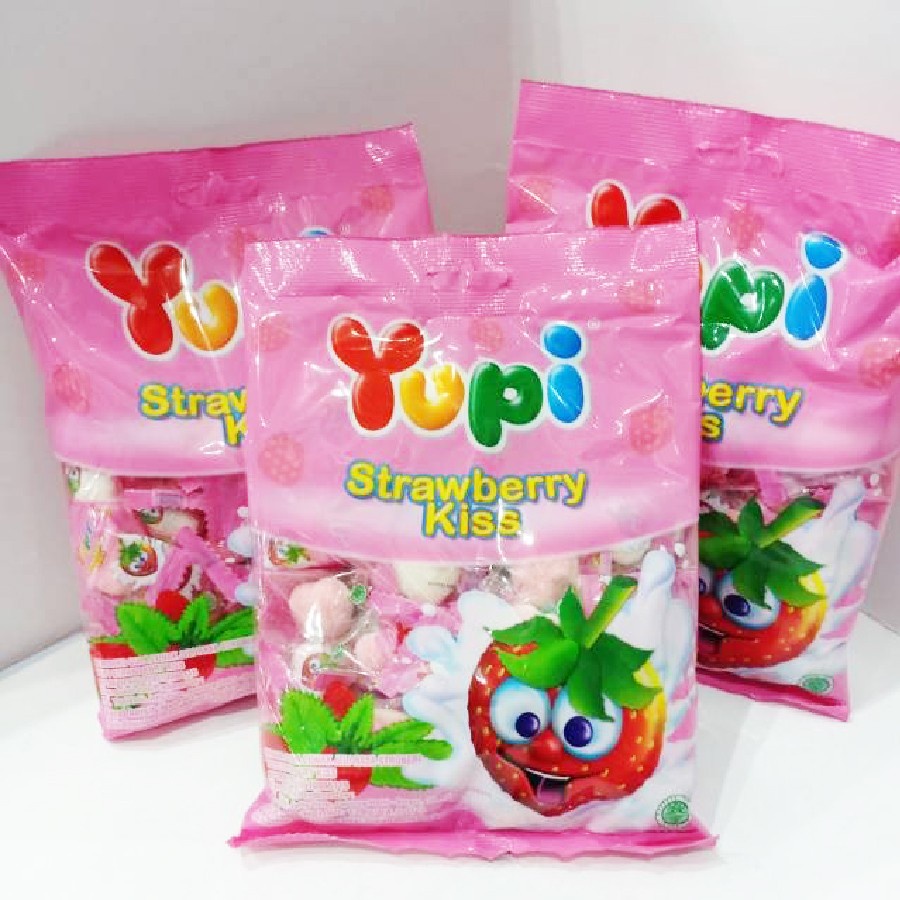 YUPI STRAWBERRY KISS 120 gram - ( HARGA 1 DUS ISI 24 BUNGKUS )