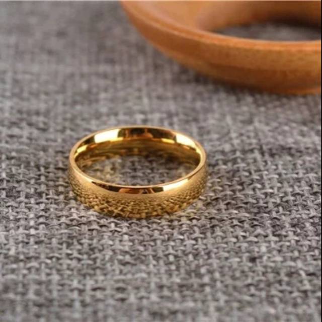 Cincin couple ukir nama lapis emas 24k.