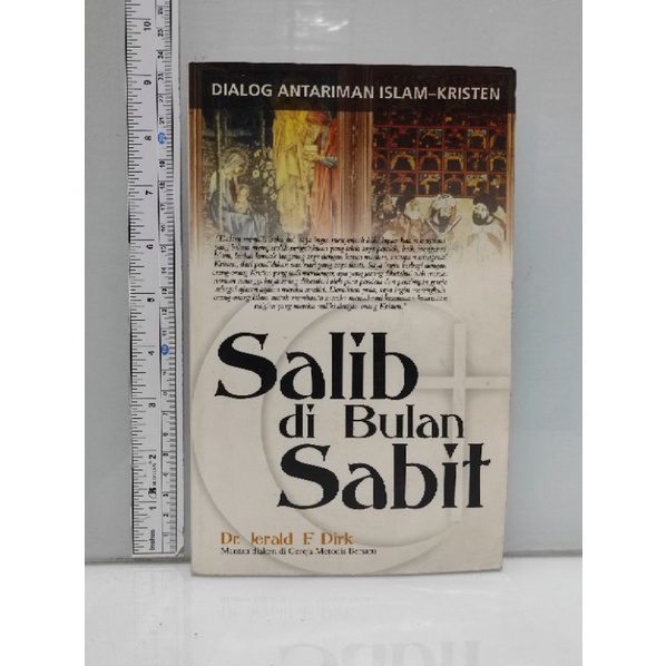 Salib di Bulan Sabit Dr Herald F Drink