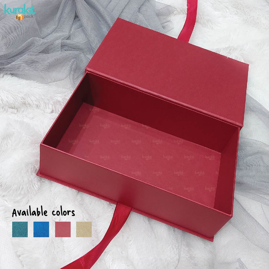 

Box Lebaran, Gift Box, Hantaran Box, Souvenir Box, Bridesmaid Box