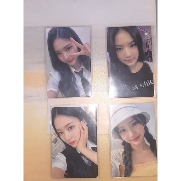 WTS STAYC ISA PHOTOCARDS