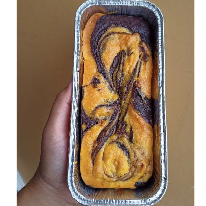 

CHOCOCHIZ MARBLE BROWNIES
