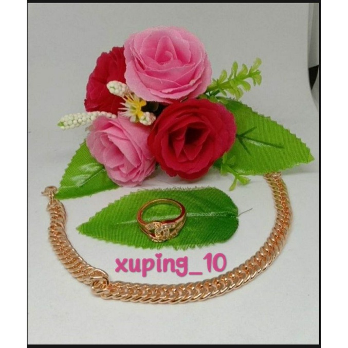 Perhiasan Xuping Wanita Dewasa Gelang Rantai + Cincin Chanel Berlapis Emas