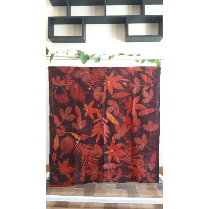 Kain katun ecoprint warna alam