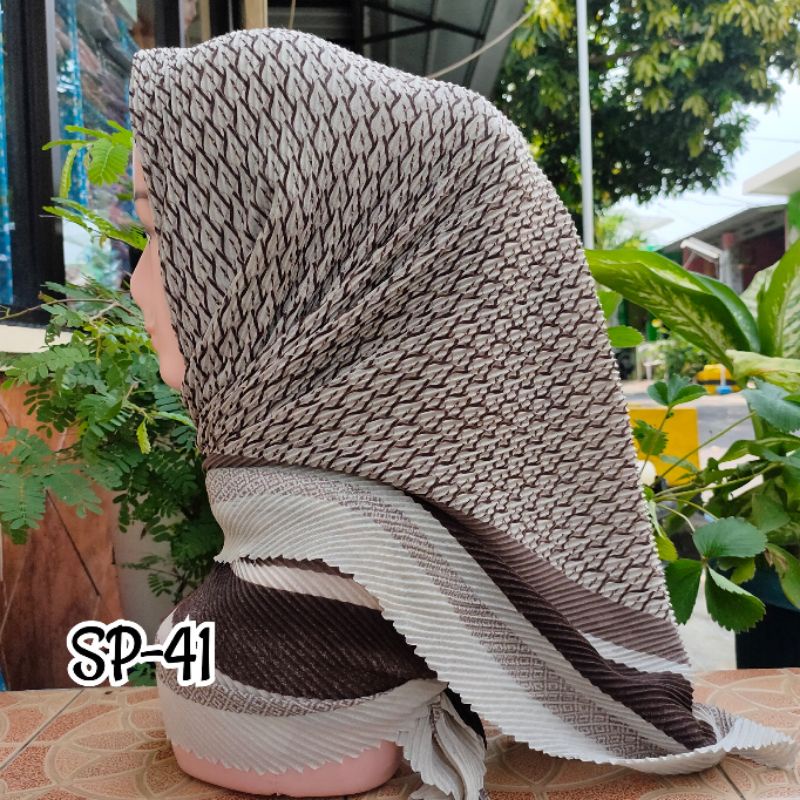 SEGIEMPAT PLISKET MOTIF / JILBAB SEGIEMPAT PLISKET / SEGIEMPAT VOAL / SEGI EMPAT PLISKET / VOAL MOTIF / JILBAB PLISKET-Sp-41