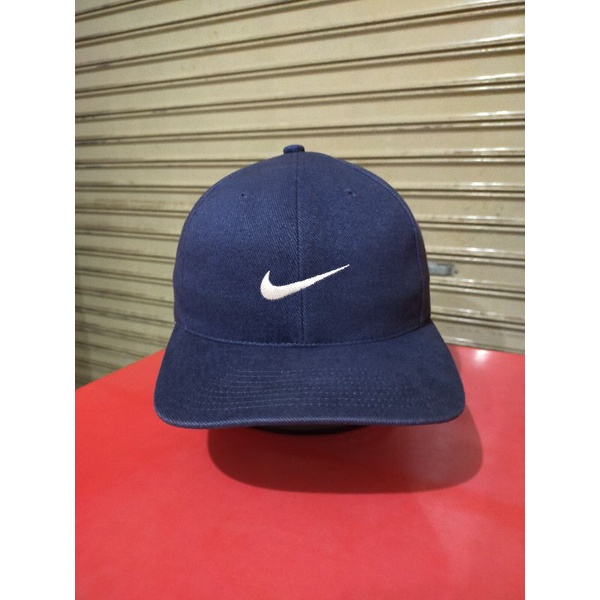 Topi Nike Vintage Second