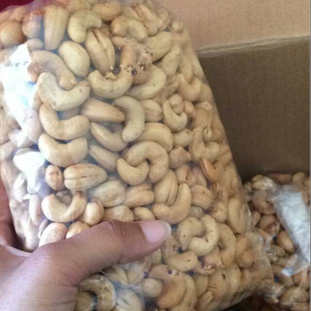 

Kacang mete mateng