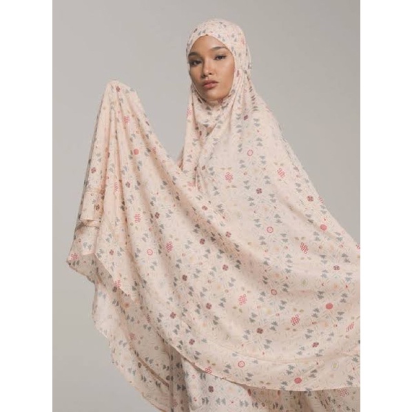 Preloved Dava prayer set kamiidea