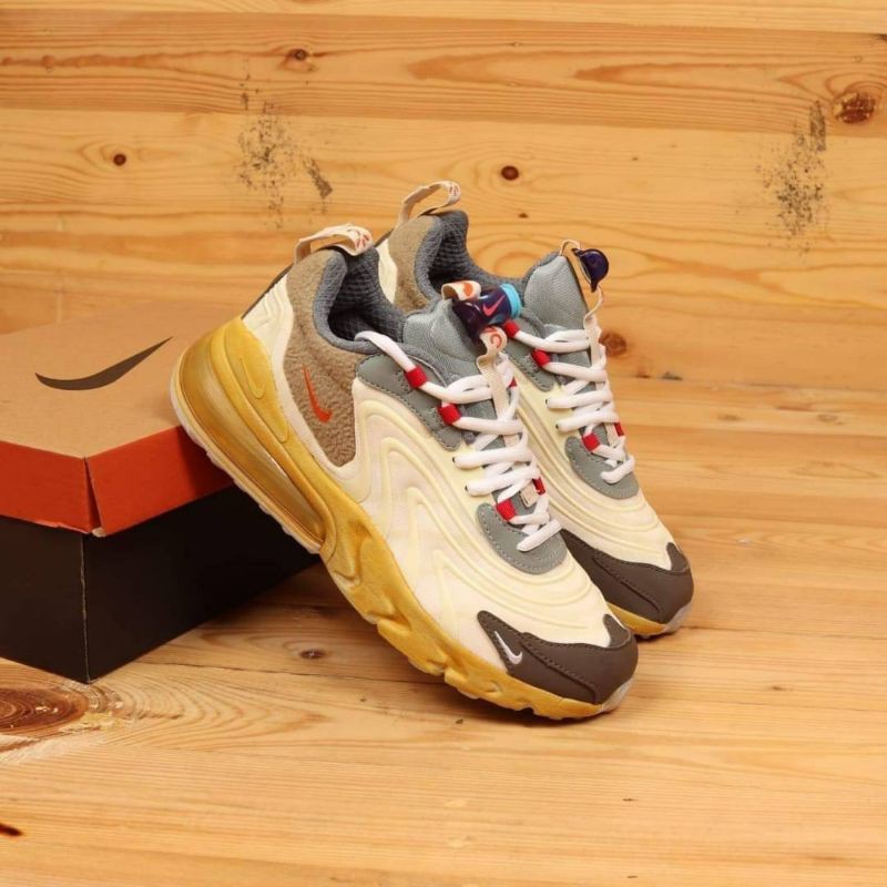 nike airmax 270 react x travis scot