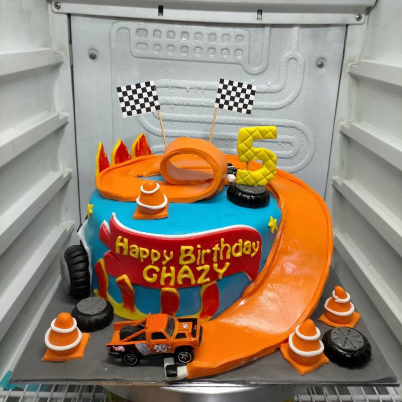 

kue ulang tahun hotwheels