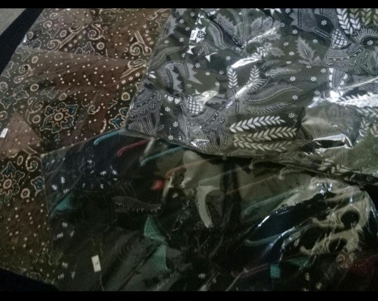 Kemeja Batik Exclusive Modern Engan Panjang Pria