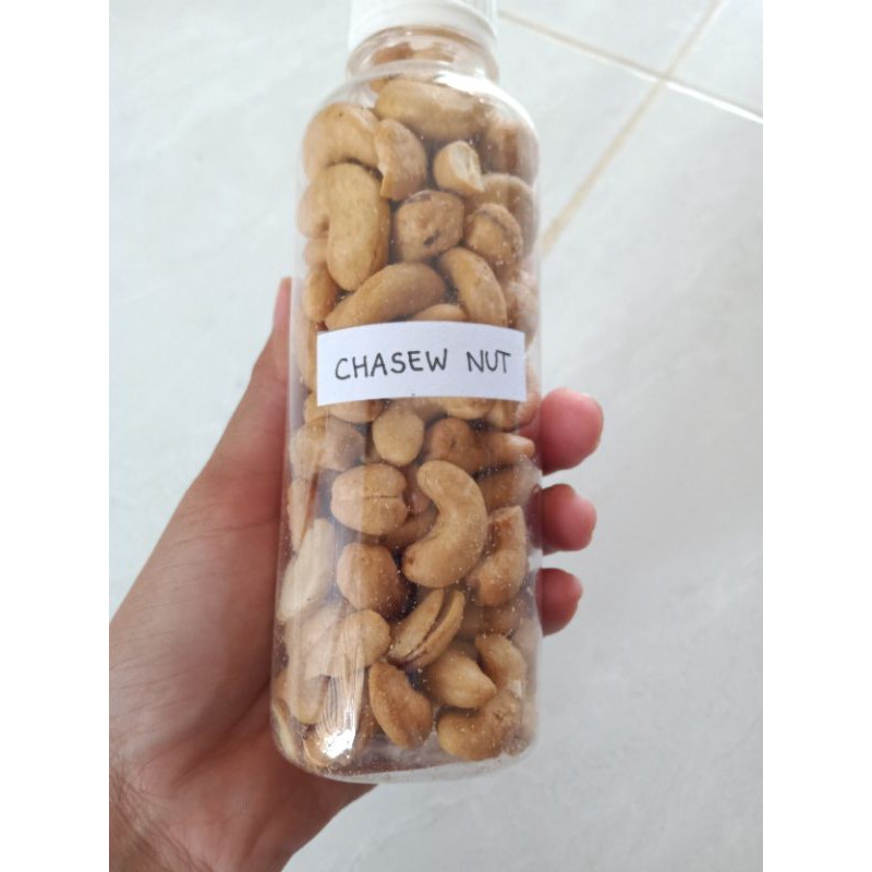 

kacang mete