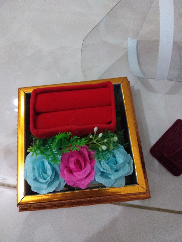 Tempat Cincin Ring Bearer Frame Ringbox Dengan Mika Rumput