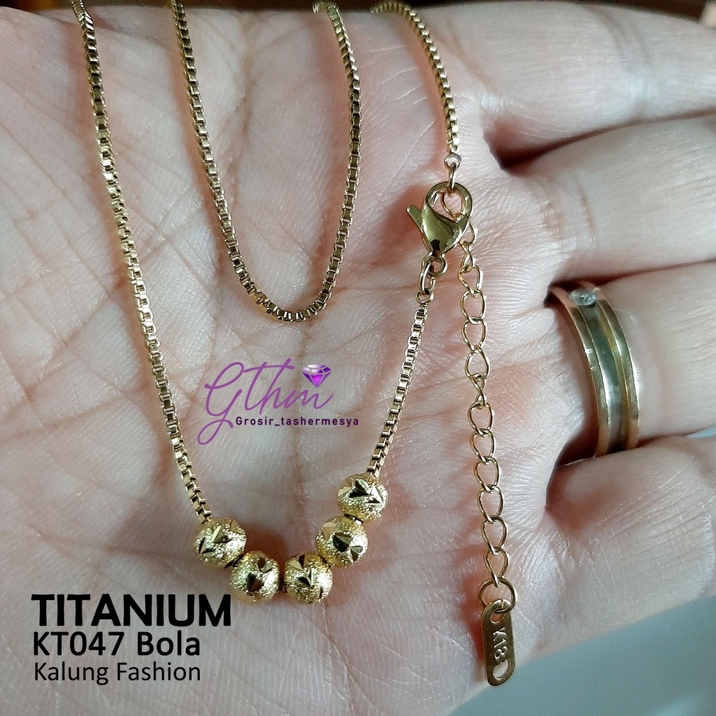 kalung wanita 3 bola titanium kt047