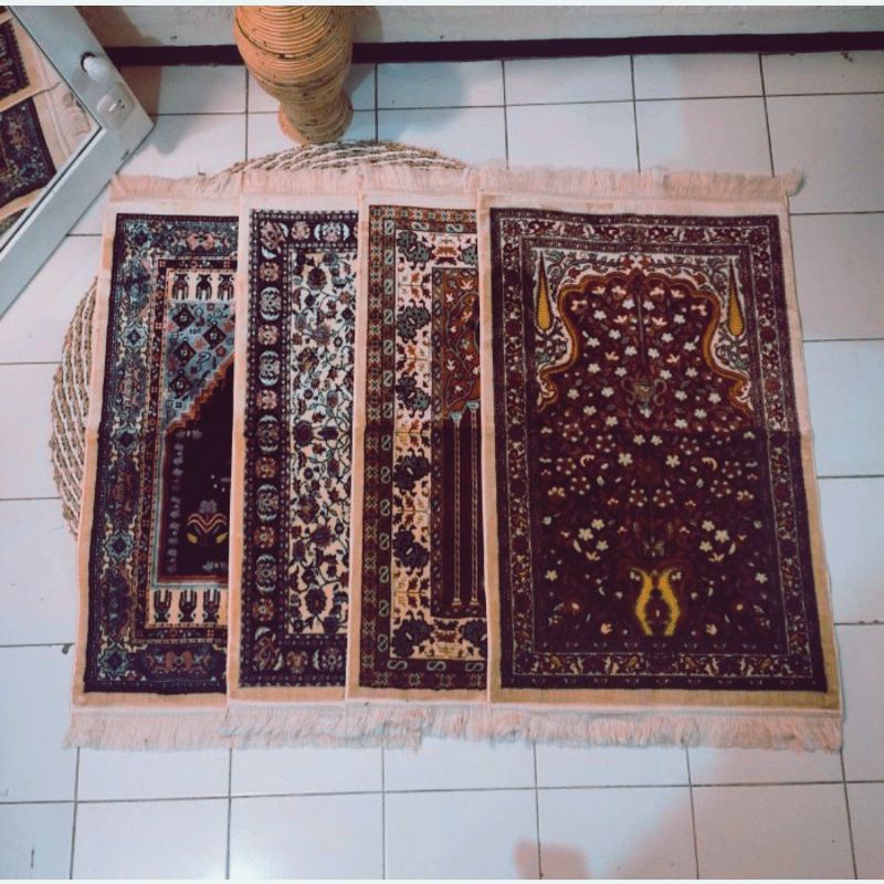 sajadah yakar rawdah wangi bahan bludru tebal uk 70X110