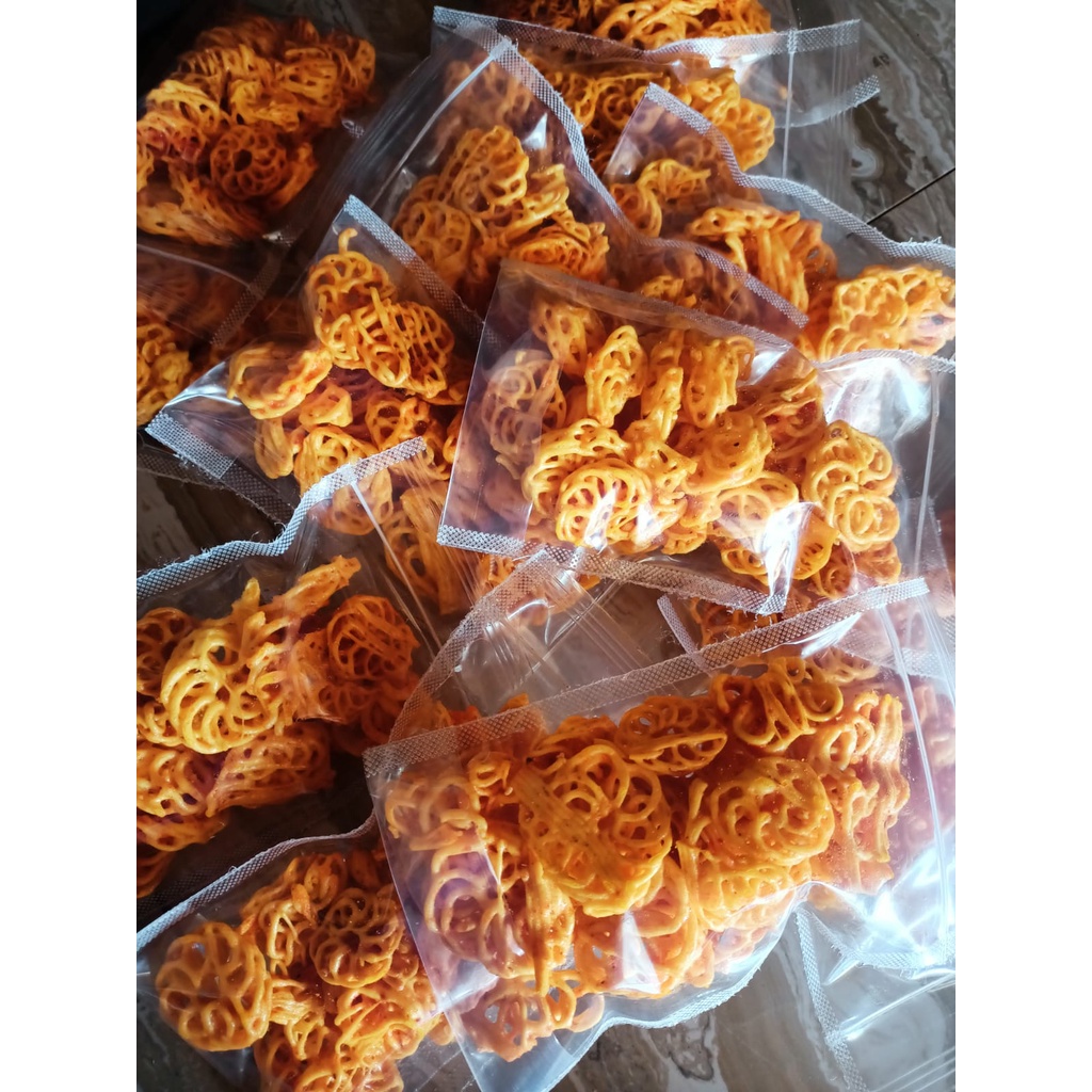 

KERUPUK SEBLAK KRIWULL VIRAL
