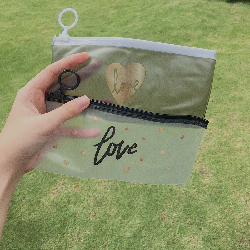 

Pensil Case / Tempat Pensil Transparan gambar Love