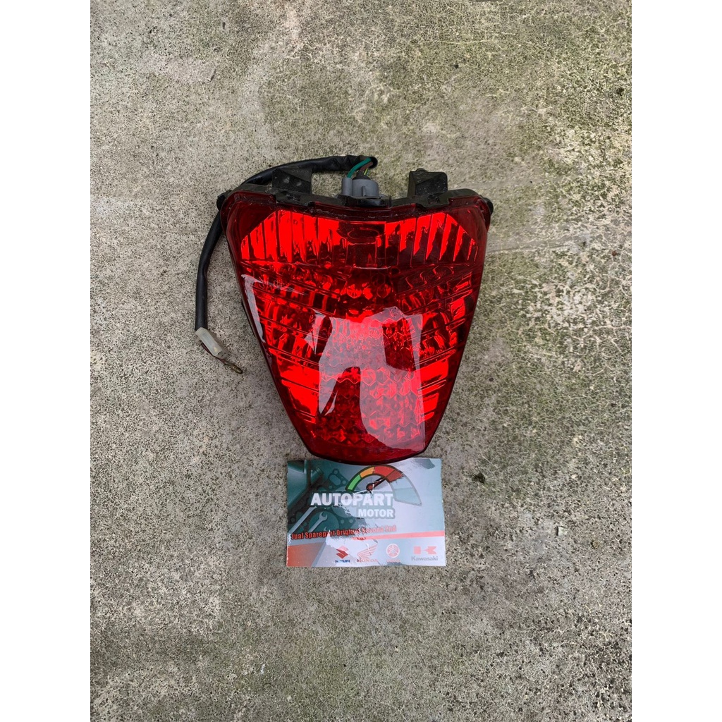 stoplamp lampu belakang Honda CBR 150 r original merah