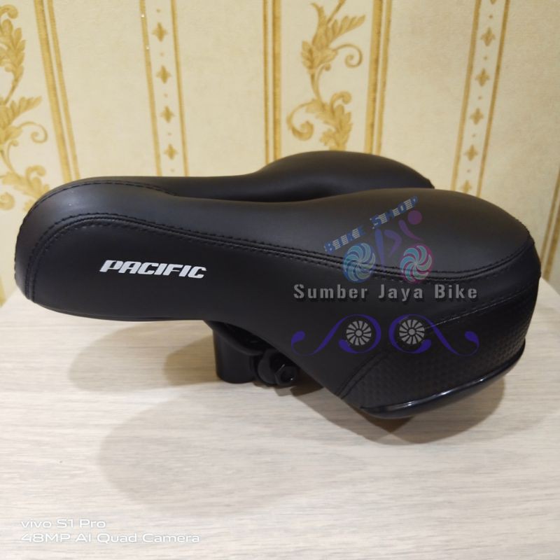 Jok sepeda saddle lebar empuk 25cm P x 20cm L