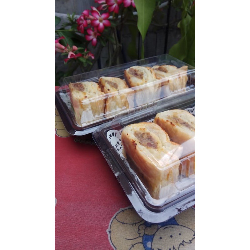 

Sausage Brood Rasa Ayam/Picnic Roll