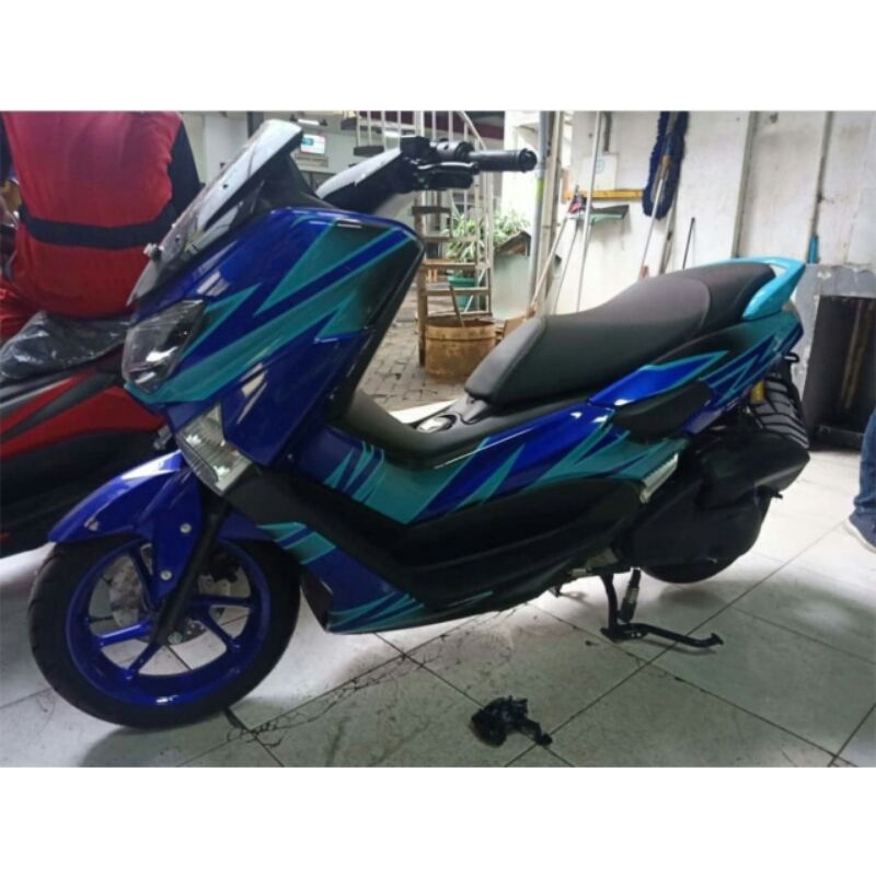 stiker decal nmax old biru kombinasi warna hijau toska kode004