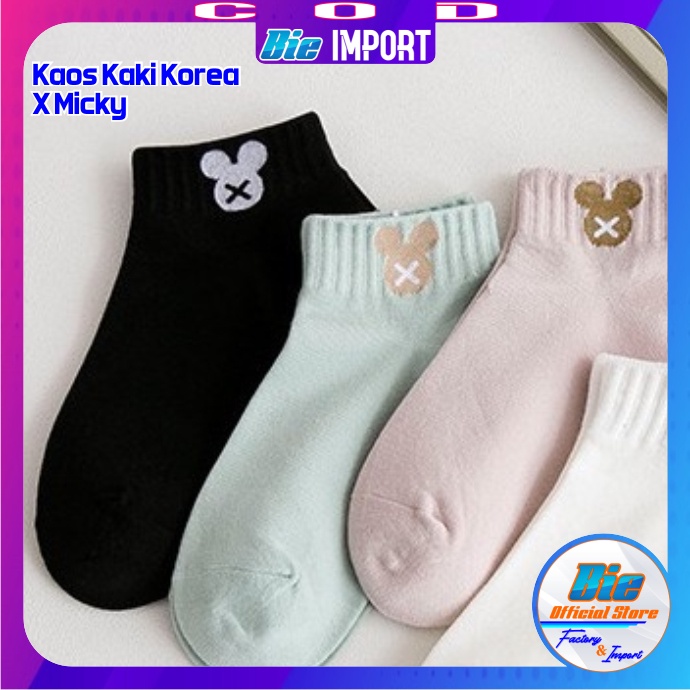 Kaos Kaki Korea Wanita Motif X Micky Impor Best Seller