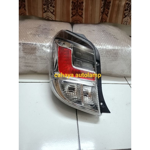 Lampu belakang Agya 2020 Facelift / Stop Lamp assy Agya New 2020 Ayla Axia Wigo