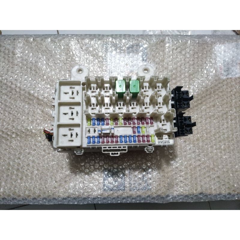 Fuse box sekring isuzu giga box sekring truk isuzu giga original
