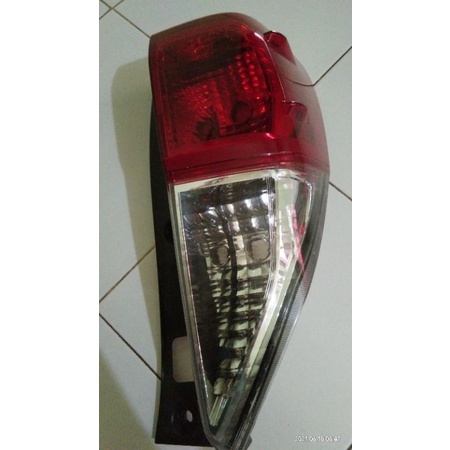stoplamp/lampu belakang INNOVA REBORN