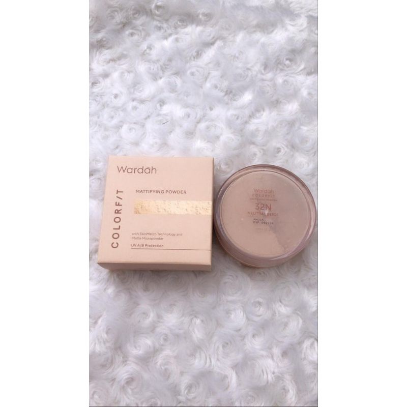 WARDAH COLORFIT MATTIFYING POWDER