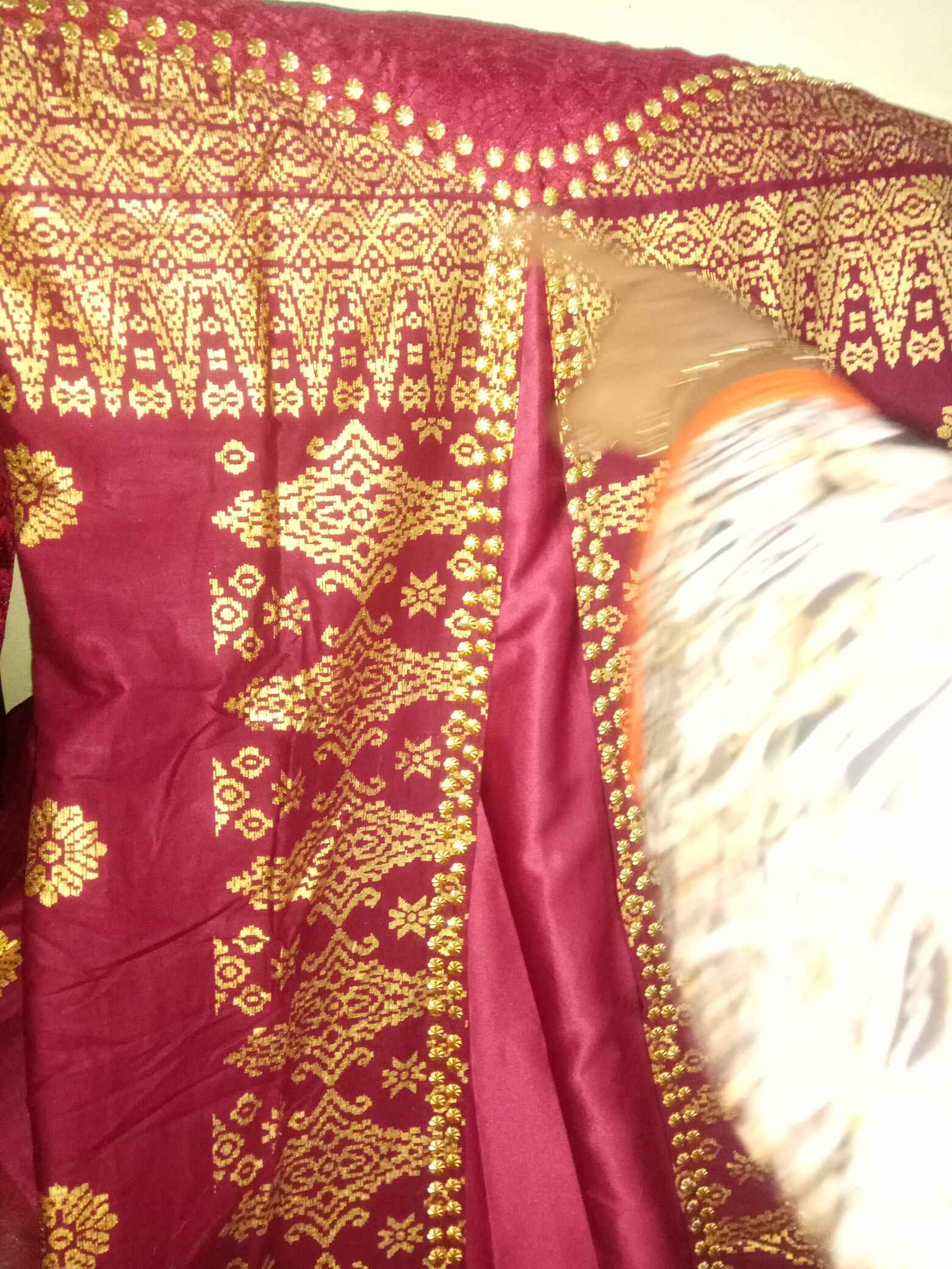 Couple Batik Songket Palembang Model Gamis Layer Brokat Terbaru Warna Maron