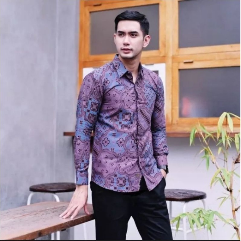 Kemeja Batik Pria Slim Fit Lengan Panjang Motif Terbaru Modern Kekinian Trendy