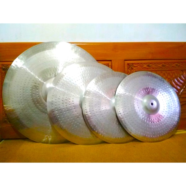 Cymbal set baja artemis Kuat , cocok untuk studio band jga