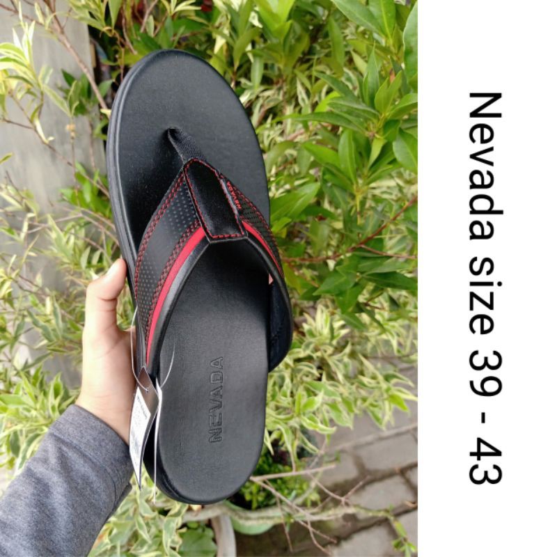 sandal nevada cowok