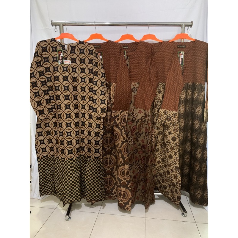 GAMIS BATIK EMBOS ATAS KENCANA UNGU ~~ LABEL HITAM- LENGAN PANJANG~~DIJAMIN ORI *