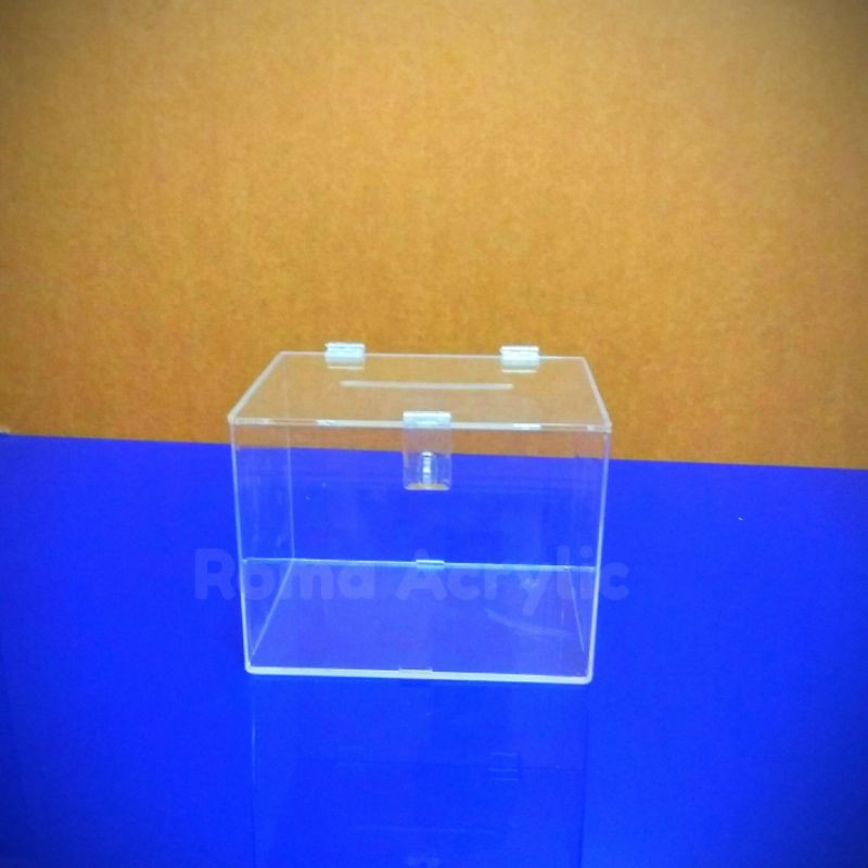 

Akrilik kotak saran/Box akrilik