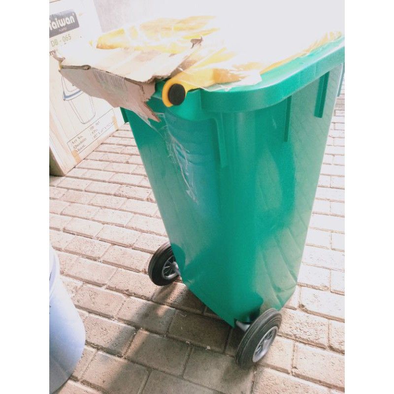 Tempat Sampah Roda 100-120-240 Liter Atari