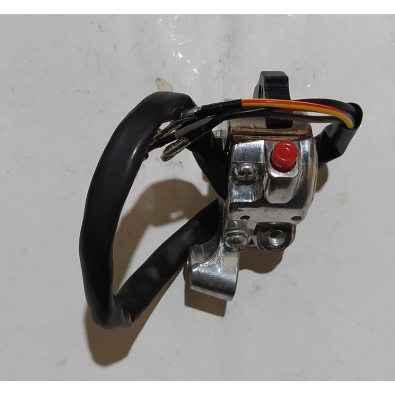 HOLDER SAKLAR KANAN C70